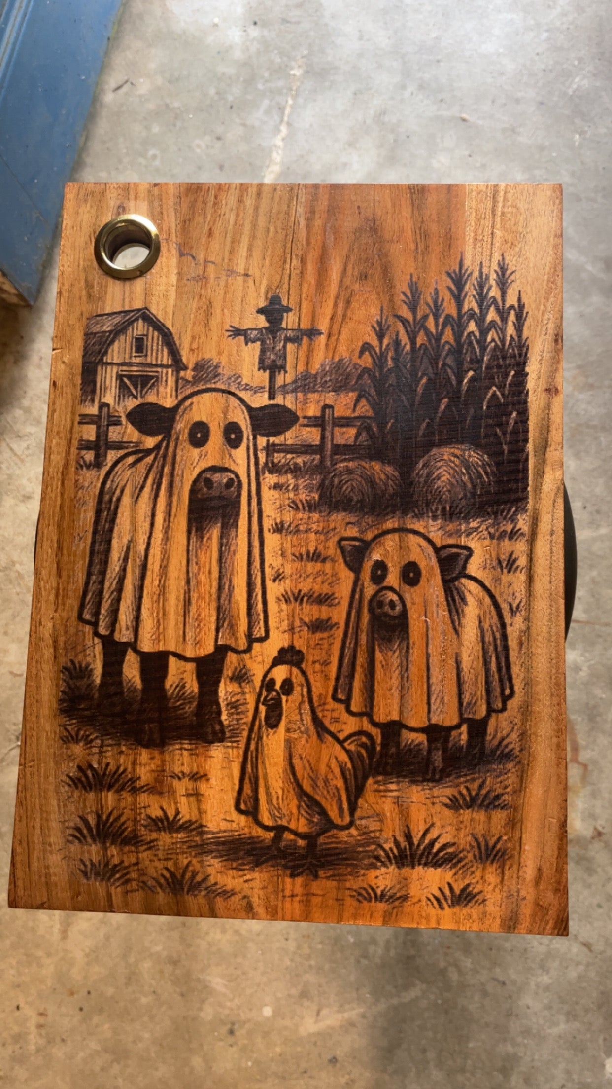 Large Ghost Farm Animal Scene