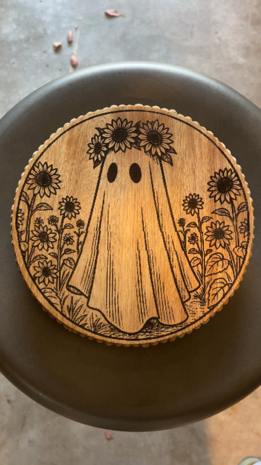 Round Ghost Crown Tray